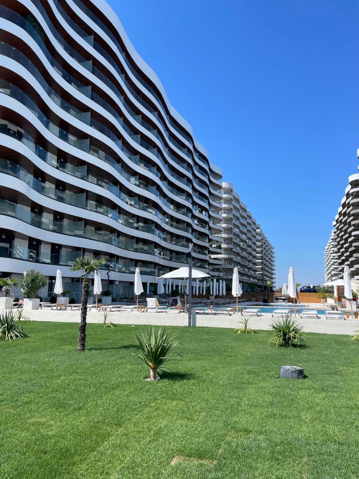 Del Mar Vista Apartment Mamaia Exterior photo