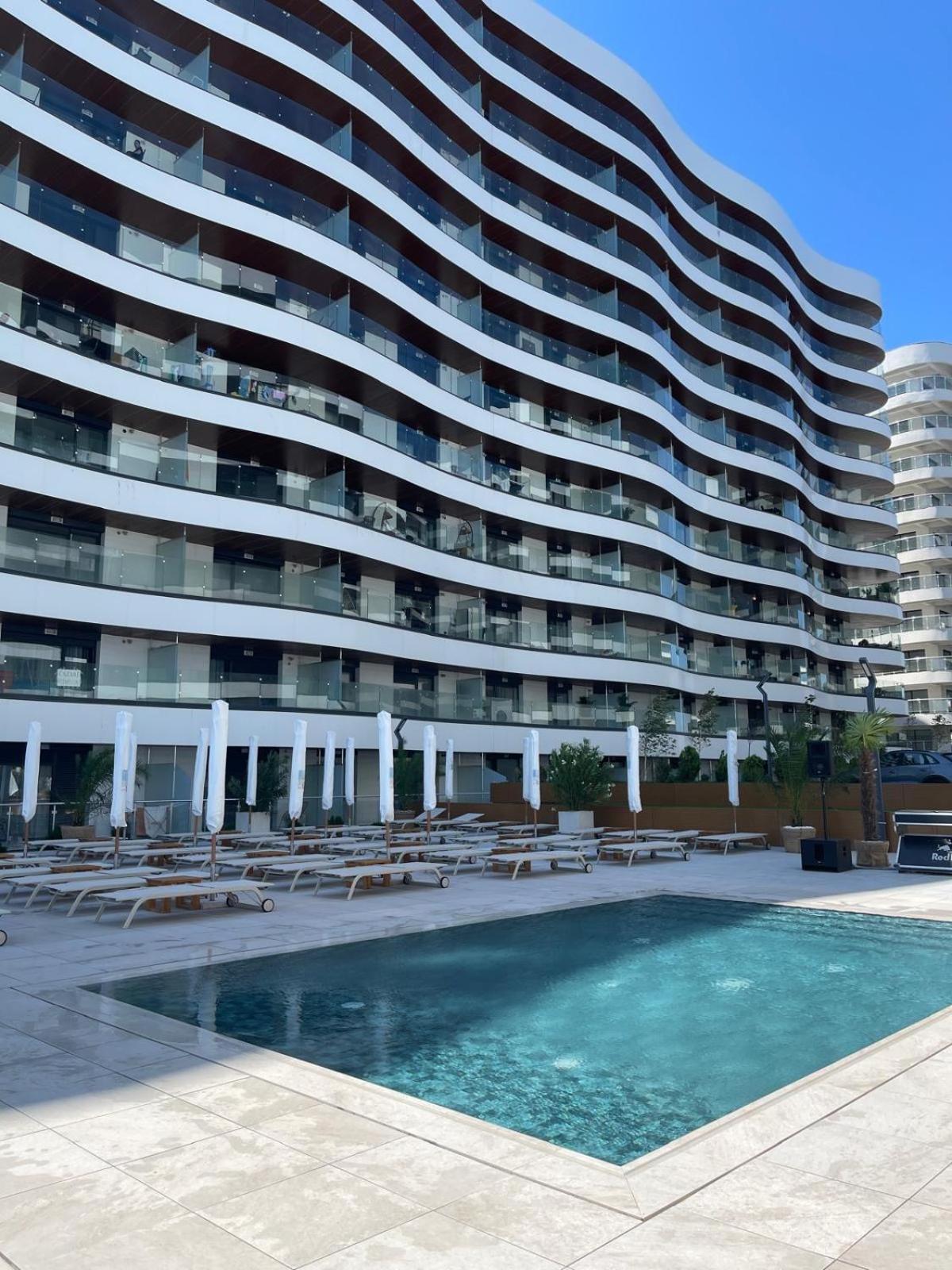 Del Mar Vista Apartment Mamaia Exterior photo